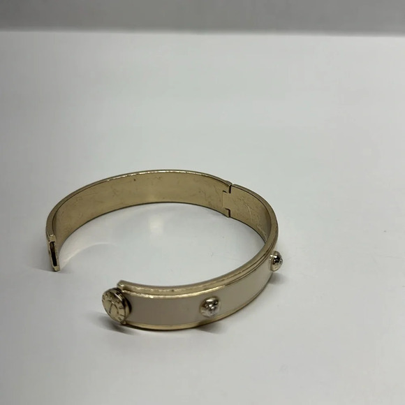 Henri Bendel Metal Bangle Bracelet Enamel Silver Tone White 3D Circle Accents OS - Picture 2 of 10